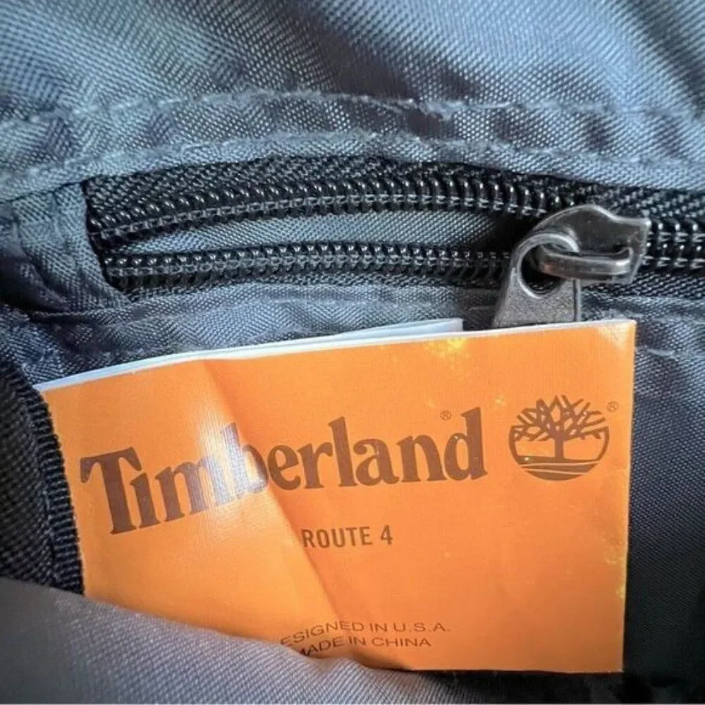 TIMBERLAND ROUTE 4 MESSENGER BAG MOUNTAIN GREEN